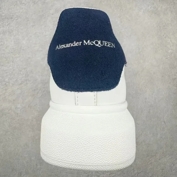 MCQUEEN – Bild 2