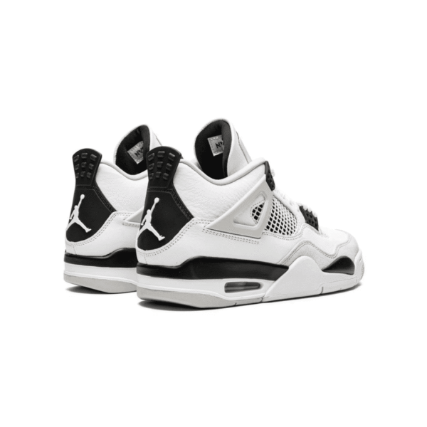 J4 Retro Military Black – Bild 2