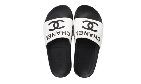Chanel Slides – Bild 3